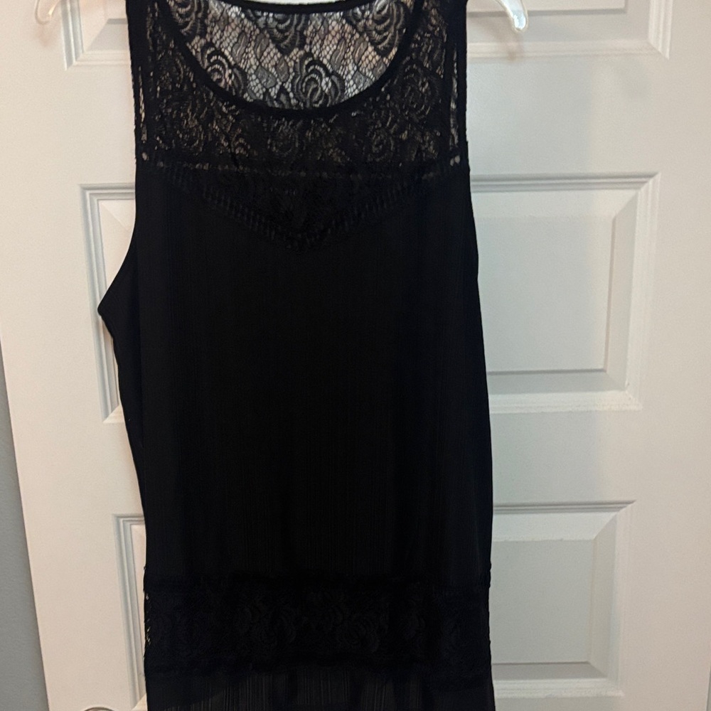 Torrid Black Lace Trim Inset Tank SZ 2X Sleeveless Top Stretch fully lined goth